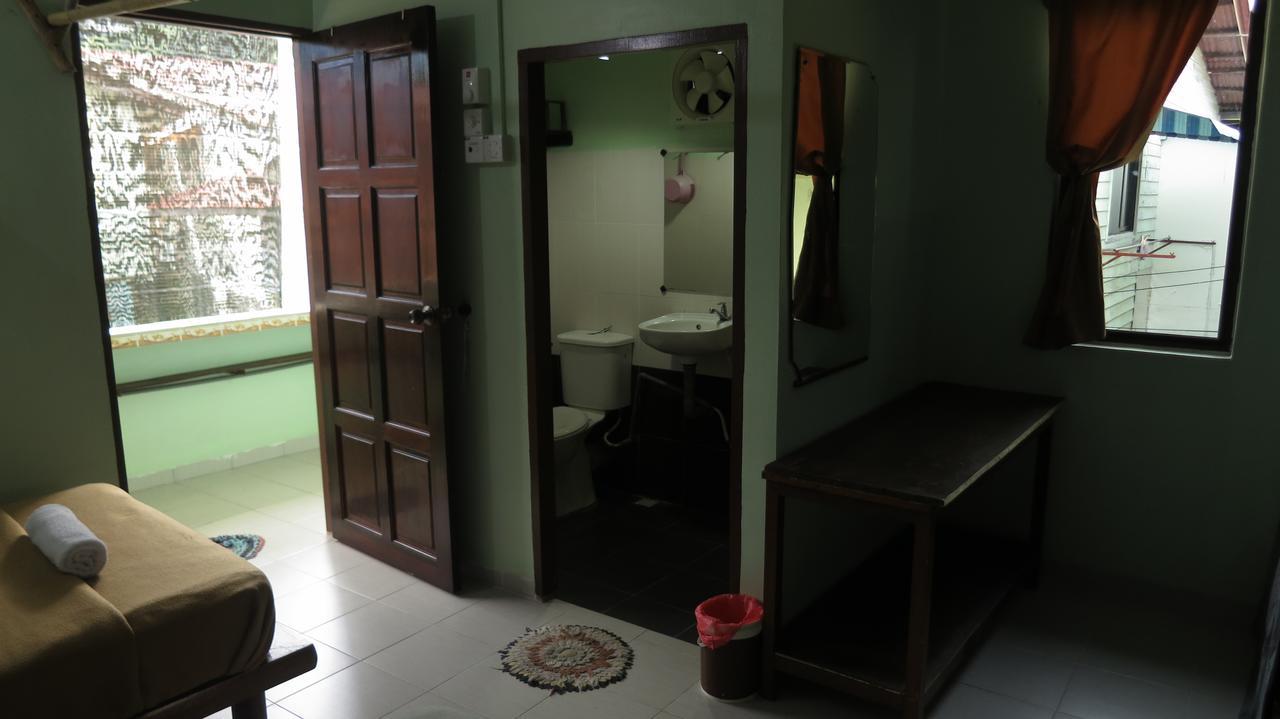 Kampong Sungai Udang Pangkor Guesthouse Spk מראה חיצוני תמונה