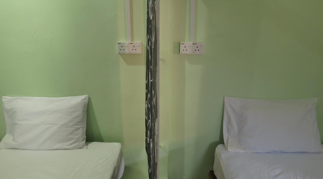 Kampong Sungai Udang Pangkor Guesthouse Spk מראה חיצוני תמונה